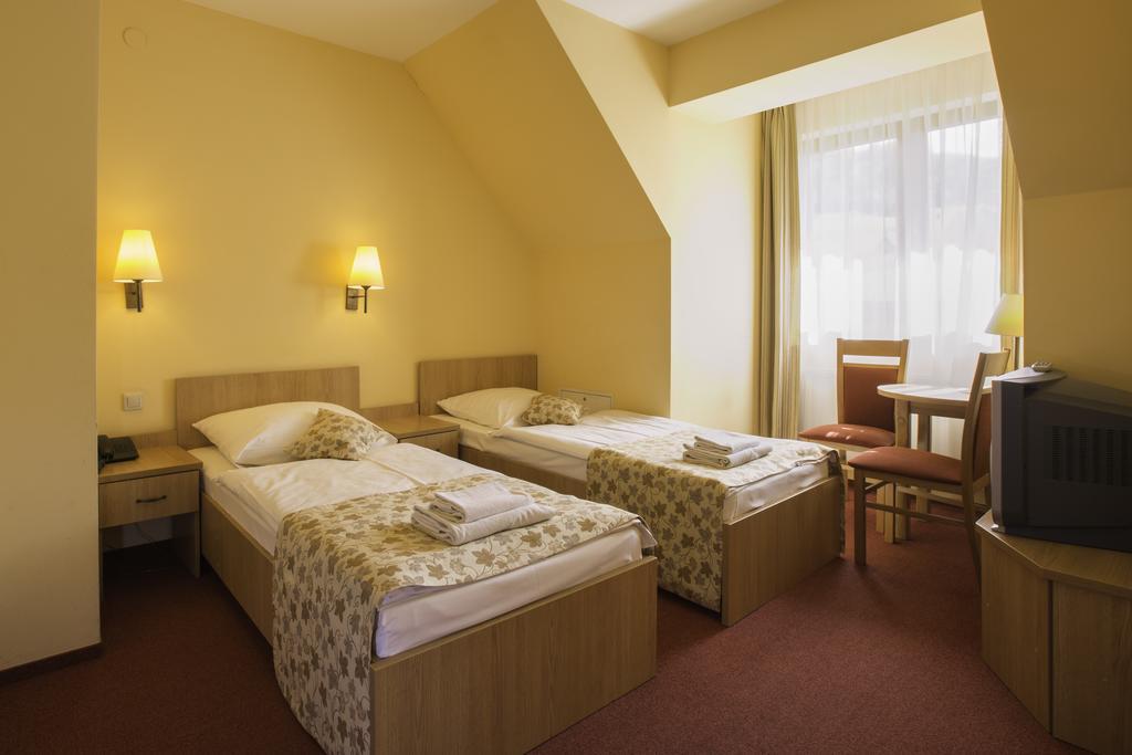 Ski Hotel Piwniczna-Zdroj Luaran gambar