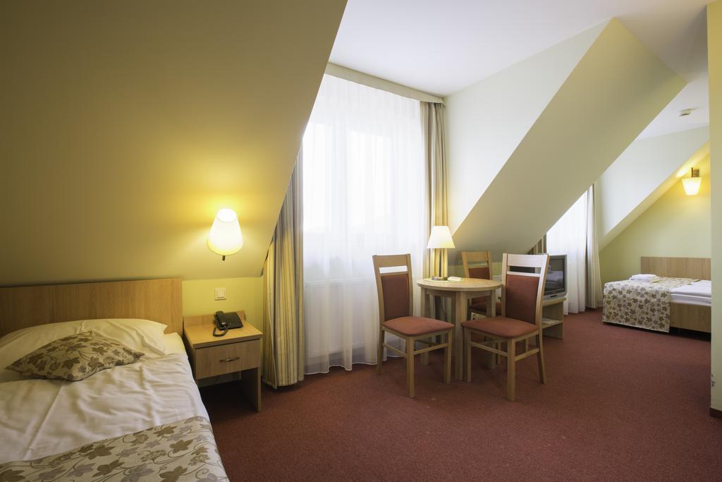 Ski Hotel Piwniczna-Zdroj Luaran gambar