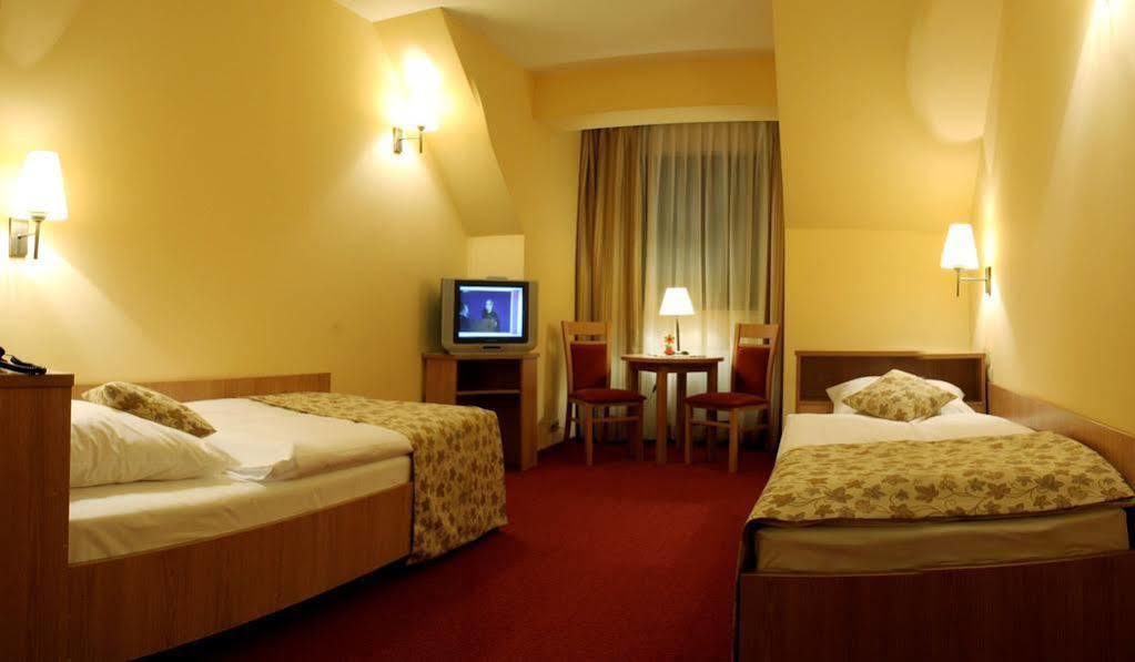 Ski Hotel Piwniczna-Zdroj Luaran gambar